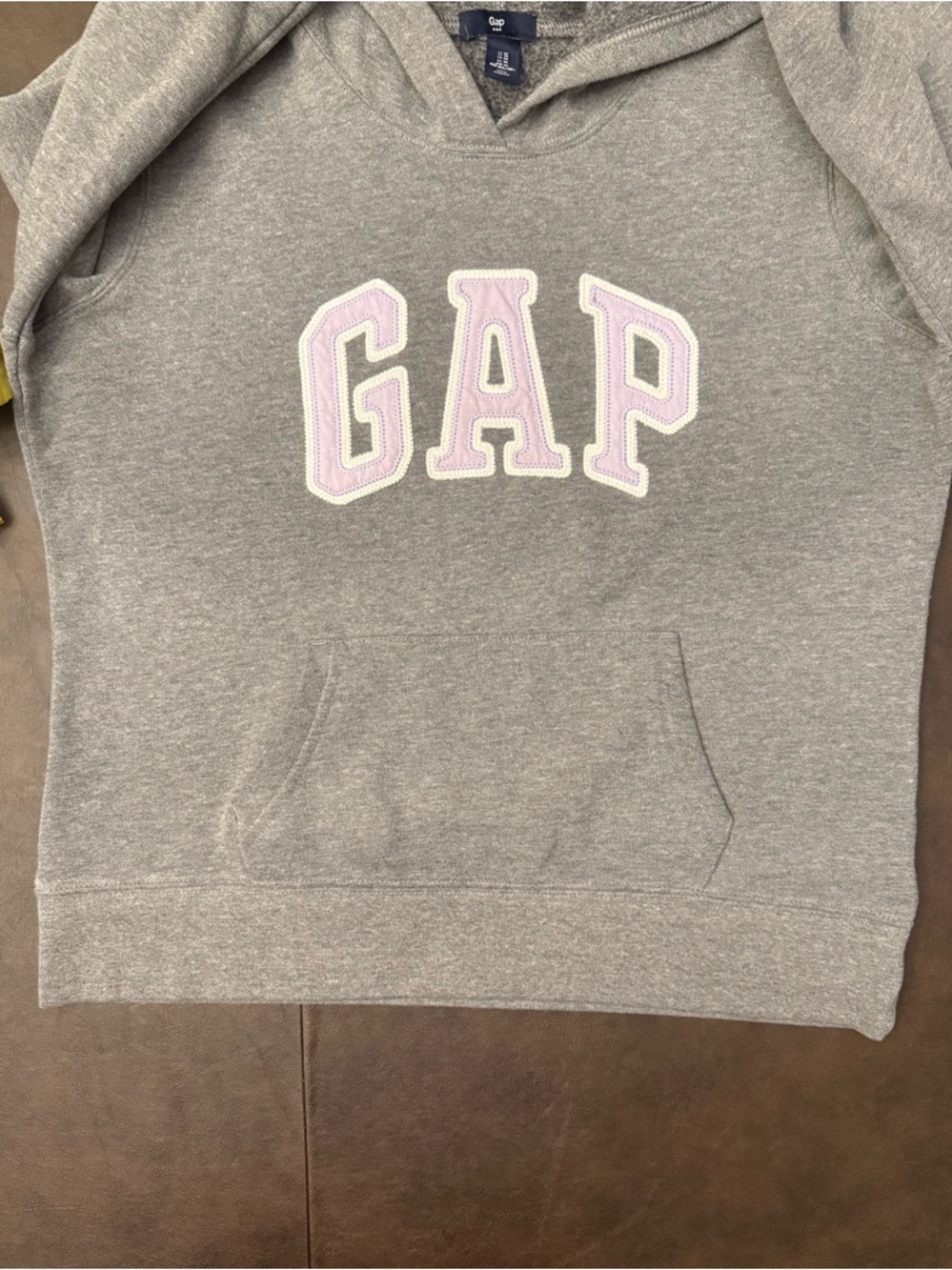 GAP Vintage Y2K Women’s Dark Gray and Lilac Purple Hooded Pullover Sweatshirt; M - Picture 7 of 10